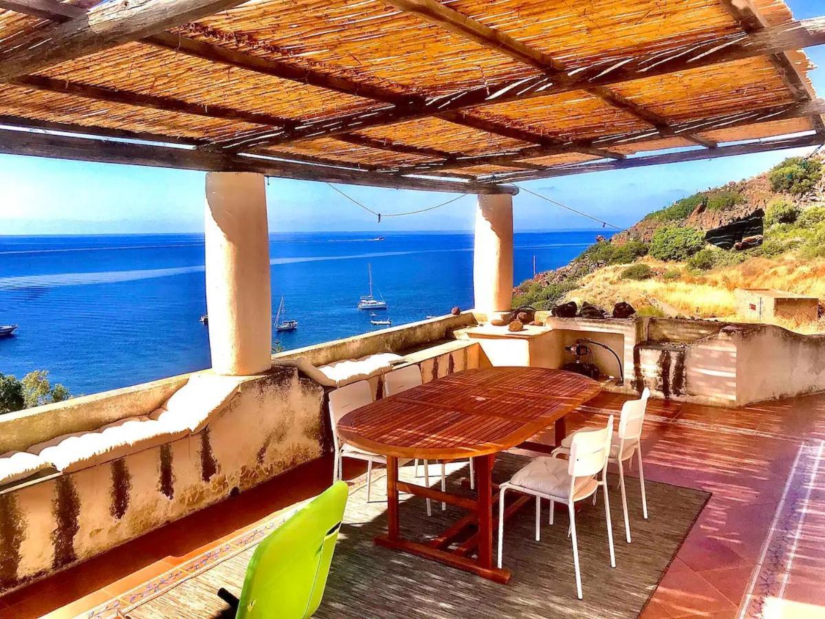 The House Of The Rock Villa Alicudi Bagian luar foto